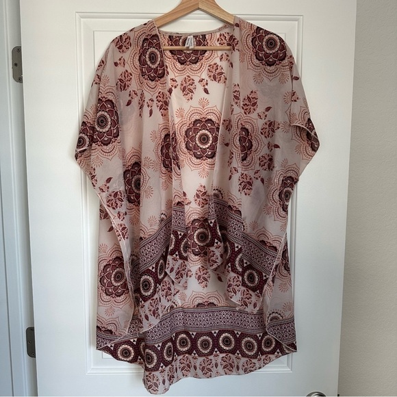 Live 4 Truth Kimono Coverup with Mandala - Picture 1 of 7